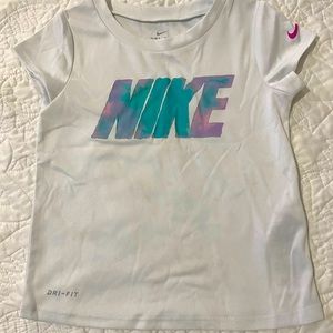 Girls size 4 Nike shirt